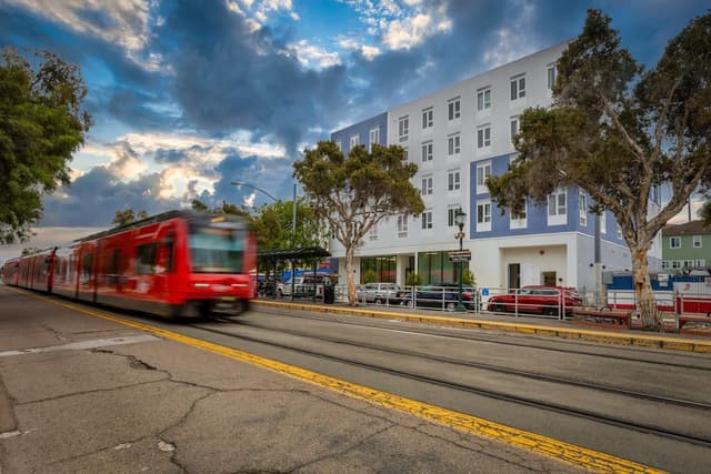 Commercial & Ocean, San Diego, California