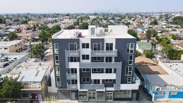 Florence & San Pedro, South Los Angeles