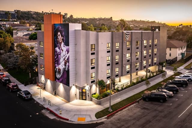 Somerset, Crenshaw, Los Angeles